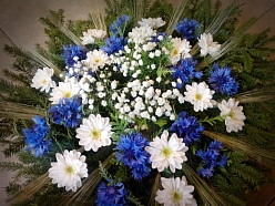 Zārka vāku ziedu dekori Jelgavā