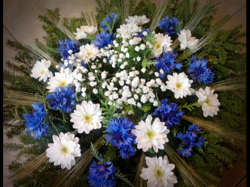 Zārka vāku ziedu dekori Jelgavā