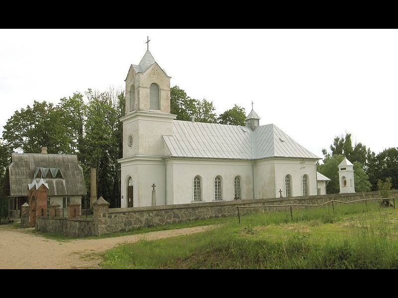 Salienas pagasta baznīca