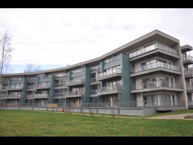 Pilnstikla konstrukcijas