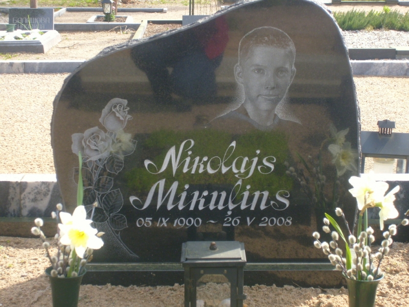 Portretu kapu pieminekļu izgatavošana