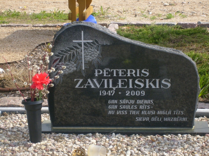 Kapu pieminekļu uzstādīšana