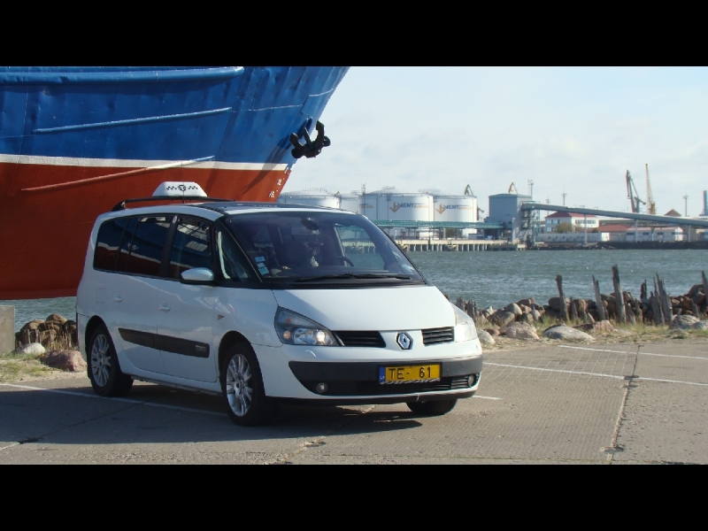 Taxi ar vairāk nekā 5 vietām