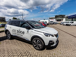 Peugeot 5008 krosovers džips Amserv Krasta