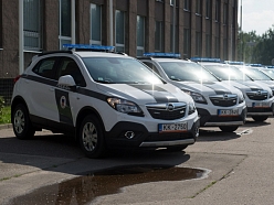 Opel Amserv Krasta policijas auto