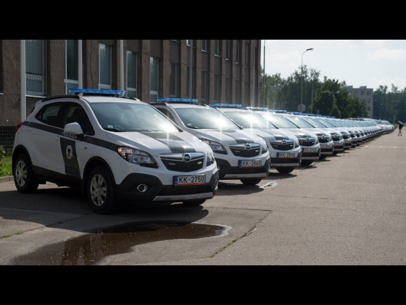 Opel Amserv Krasta policijas auto