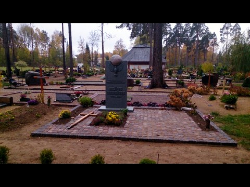 Aivars-K, kapu pieminekļi, kapu plākšņu restaurācija, Cēsis, Valmiera