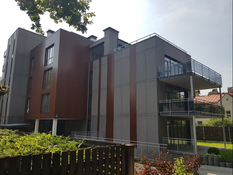 Koka alumīnija logi