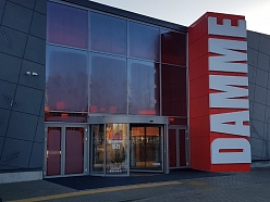 Alumīnija stiklotas fasādes