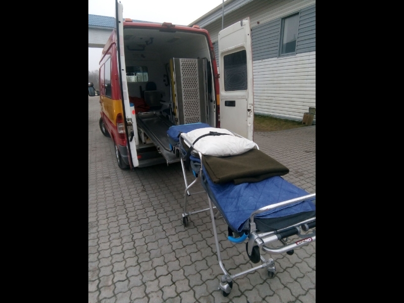 Slimnieku un gultu pārvadāšana