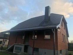 Metāla dakstiņš