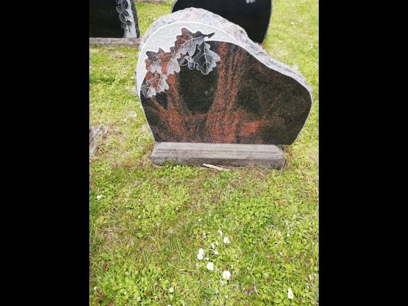 Kapu pieminekļu izgatavošana Siguldā