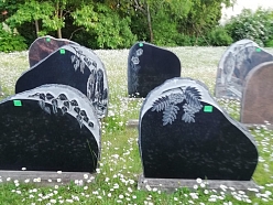 Kapu pieminekļu izgatavošana Siguldā
