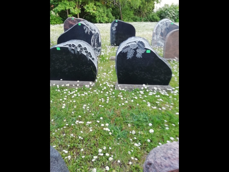Kapu pieminekļu izgatavošana Siguldā