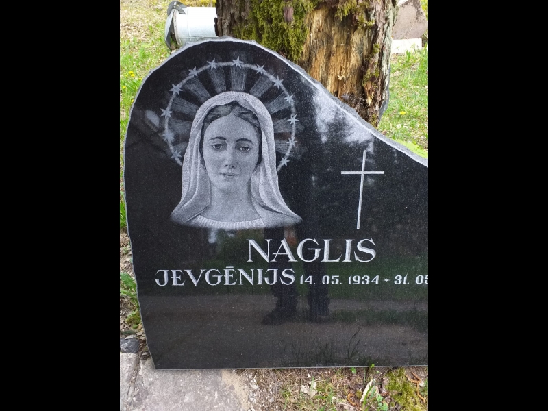 Kapu pieminekļu izgatavošana Siguldā