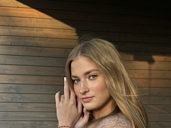 Mīksti, krāsaini džemperi, kas papildinās jebkuru garderobi.