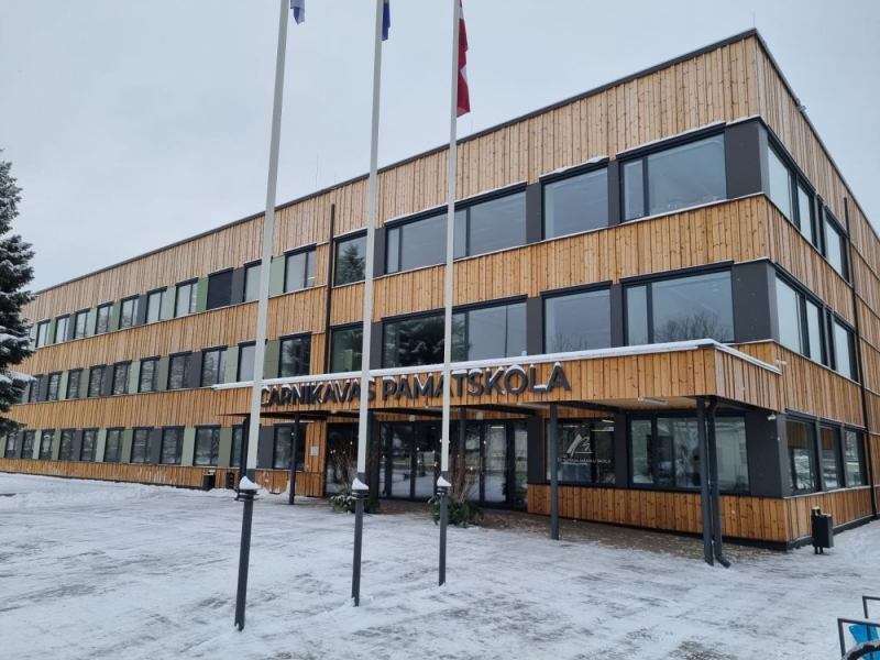 Carnikavas pamatskola, Carnikava