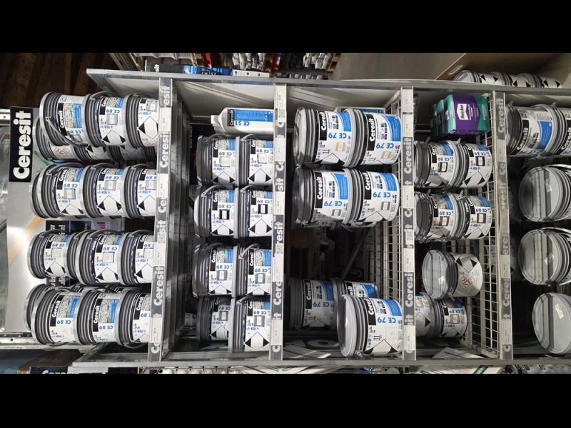 Ceresit CE89 un CE79 stends Profcentrs veikalā