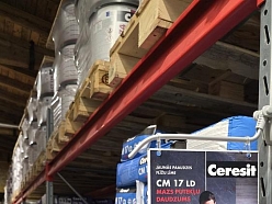 Ceresit CM17 LD stends Profcentrs veikalā