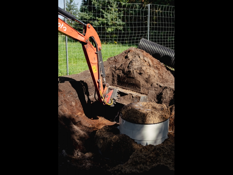 Bioloģiskās kanalizācijas tvertnes, septiķi, ūdens apgāde