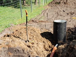 Bioloģiskās kanalizācijas tvertnes, septiķi, ūdens apgāde