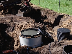 Bioloģiskās kanalizācijas tvertnes, septiķi, ūdens apgāde