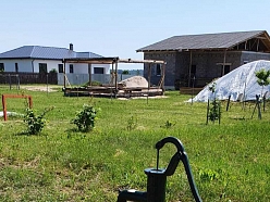 Rokas ūdens sūkņu sistēma