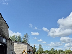 grants pamatslāni brauktuves būvniecībai.