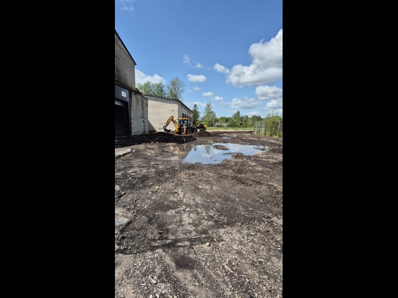 grants pamatslāni brauktuves būvniecībai.