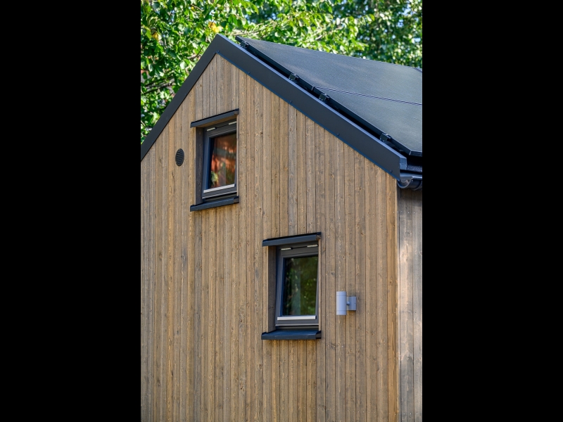 Koka mājas fasāde