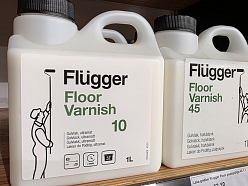 Flugger grīdas lakas stends Profcentrs veikalā