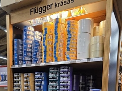 Flugger un tesa līmlentes stends Profcentrs veikalā