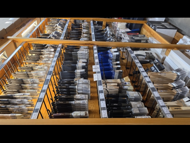 Flugger otu stends Profcentrs veikalā