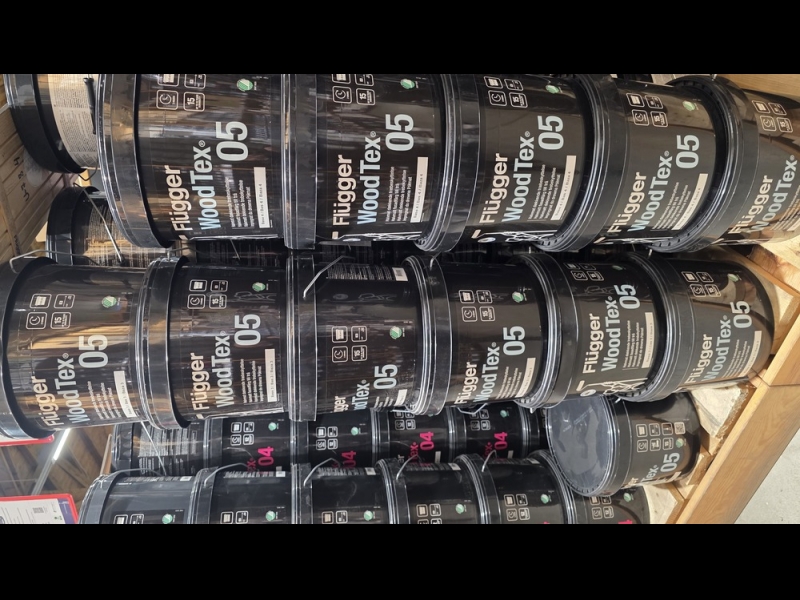 Flugger WoodTex 05 stends Profcentrs veikalā