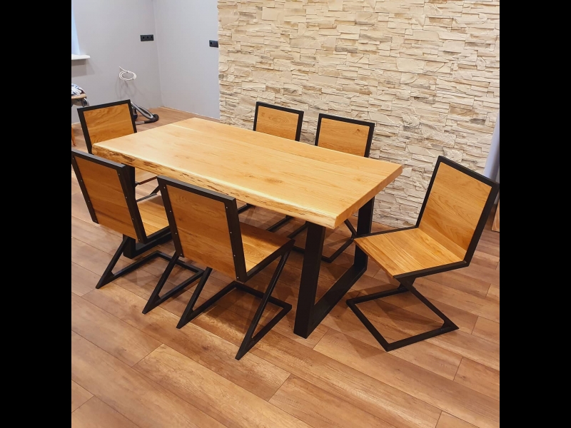 Metāla un koka konstrukcijas mēbeles un trepes Kurzemē