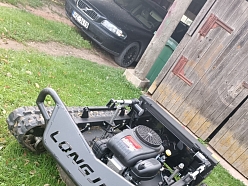 Lielo teritoriju pļaušana