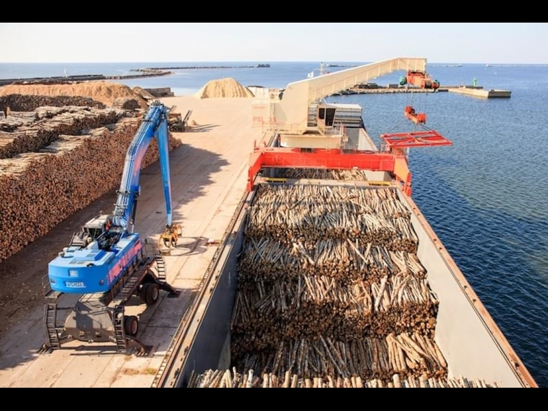 Kokmateriālu tirdzniecība