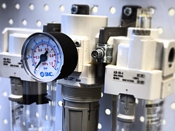 Industriālie komponenti