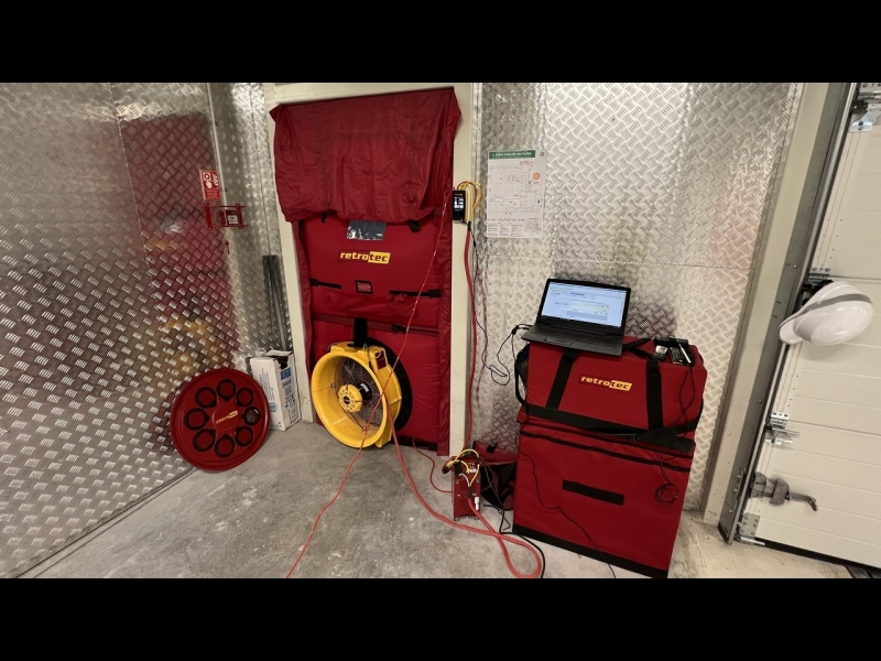 Ēkas blīvuma tests