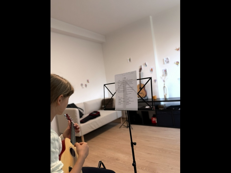 Ukuleles nodarbības bērniem