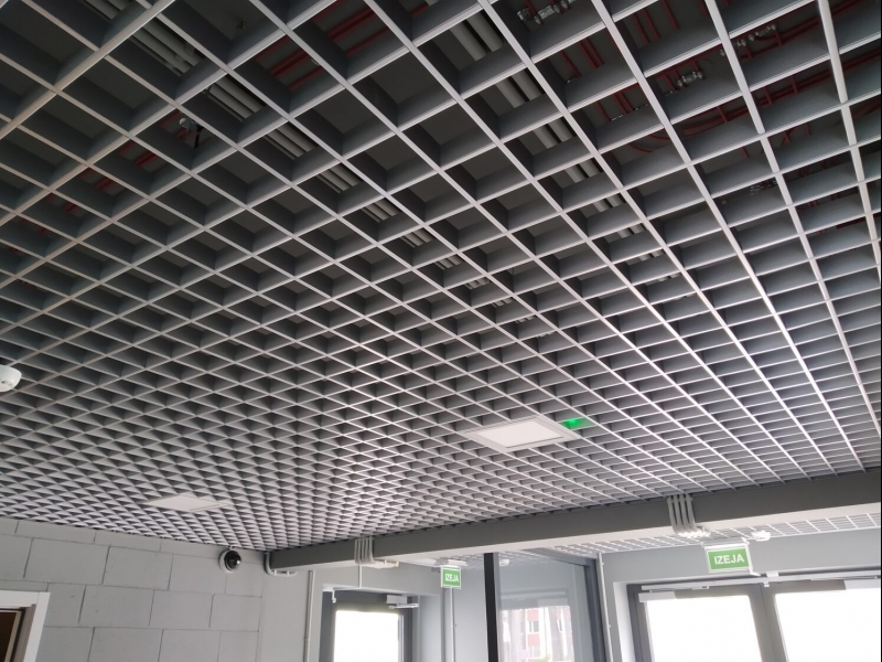 Piekaramo griestu montāža