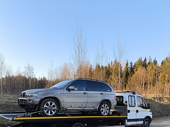 Auto evakuācija uz drošu vietu