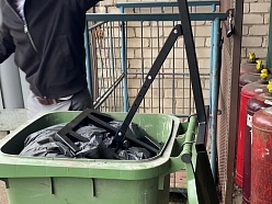 Atkritumu Saspiedējs HOME