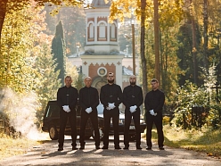 rofesionāla palīdzība visos pēdējo atvadu posmos