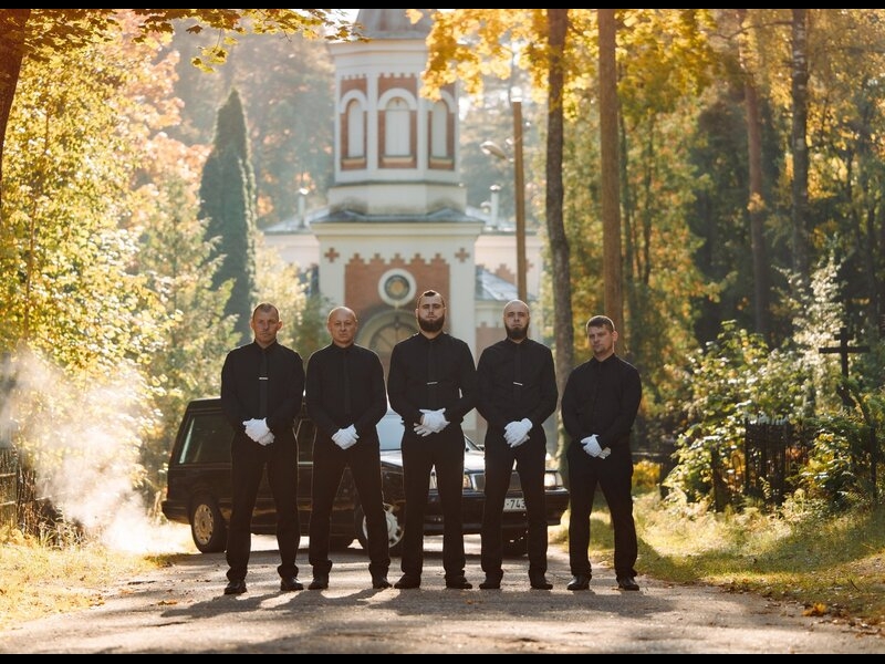 rofesionāla palīdzība visos pēdējo atvadu posmos