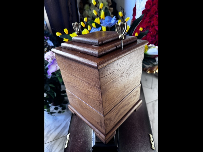 Urnas pelnu uzglabāšanai