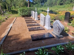 Kapsēta ar kapakmeņiem