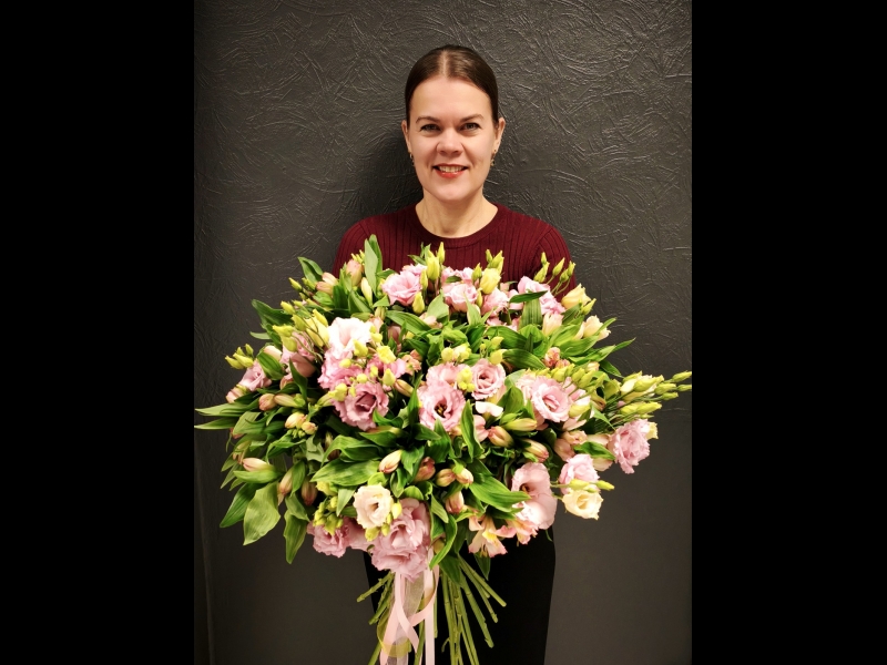 Ziedu pušķi Valkā