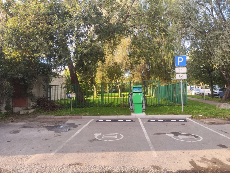 autostāvvieta