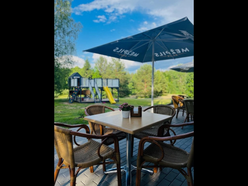 Kārums - M, SIA kafejnīca